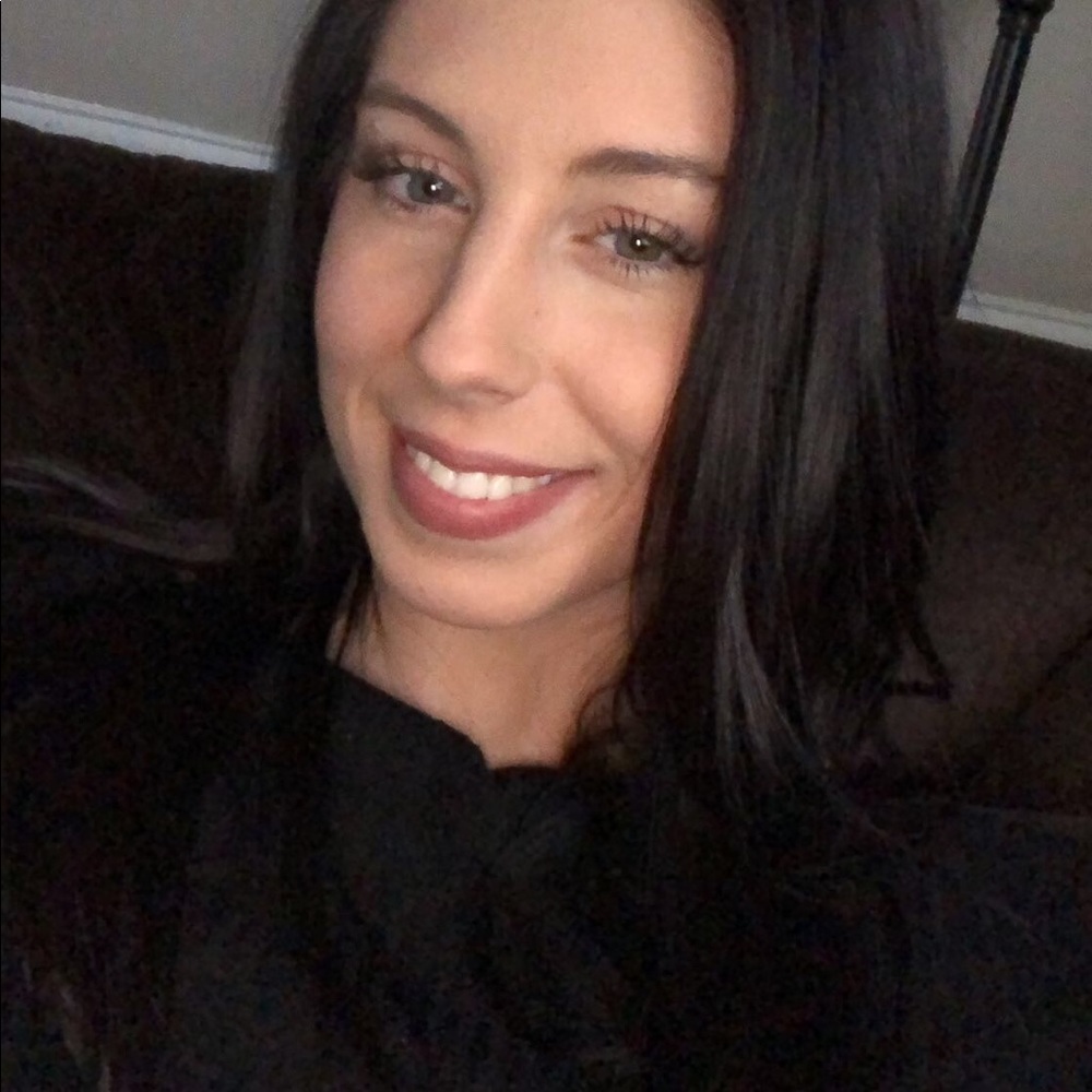 Meet your Posher, Erika